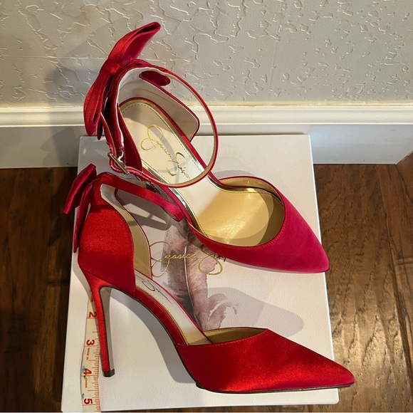 Jessica Simpson Red Satin Heels with Bow - Picture 6 of 12